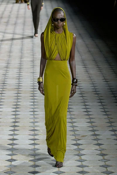 Look 20